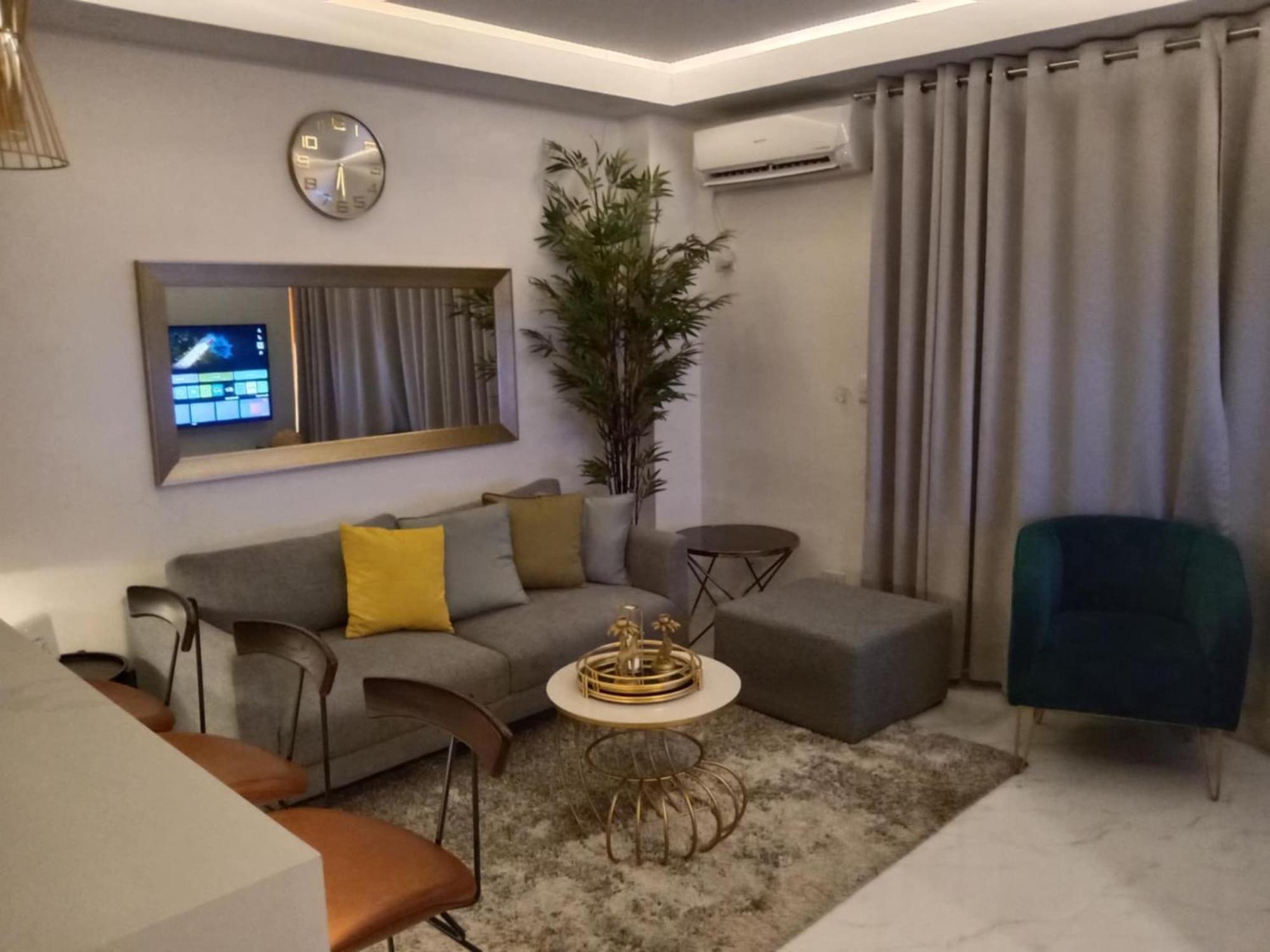 Deluxe Condo 2 Bedroom, 7Th Floor Room Bc In One Madison Tower 3, Megaworld Boulevard, Mandurriao Iloilo City, Philippines Exterior foto