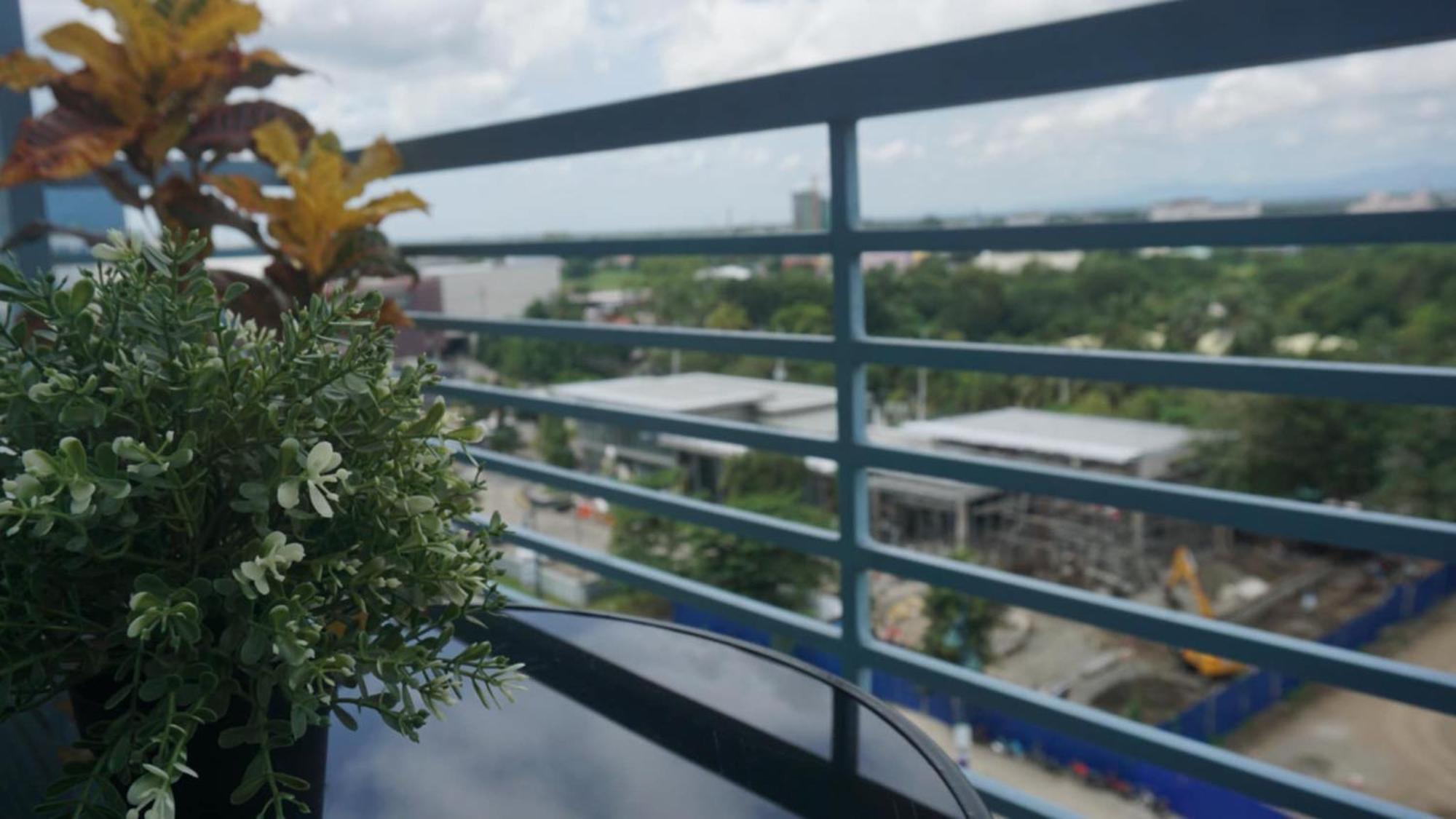 Deluxe Condo 2 Bedroom, 7Th Floor Room Bc In One Madison Tower 3, Megaworld Boulevard, Mandurriao Iloilo City, Philippines Exterior foto